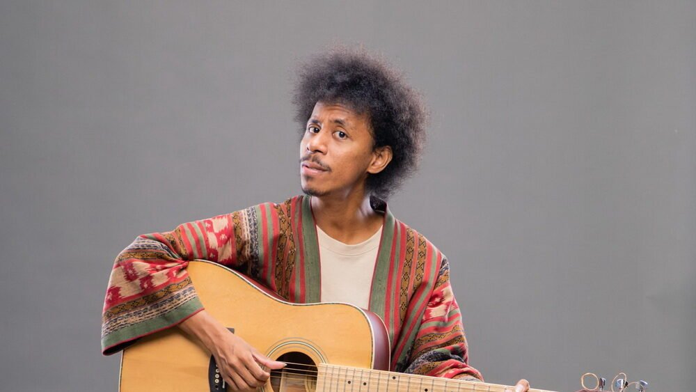 Raim Laode Lesung Pipi