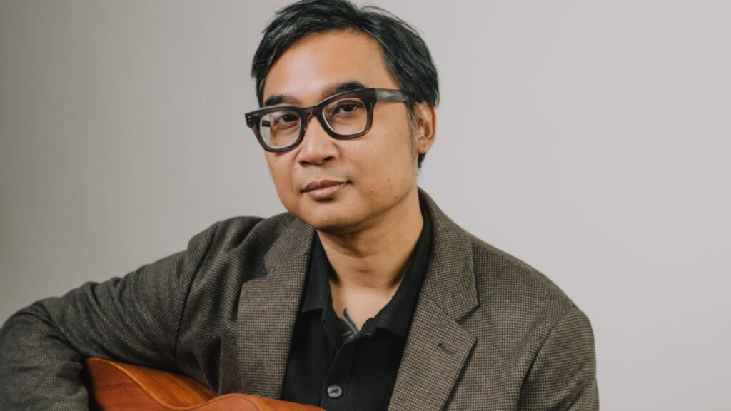 Adhitia Sofyan Pencerita