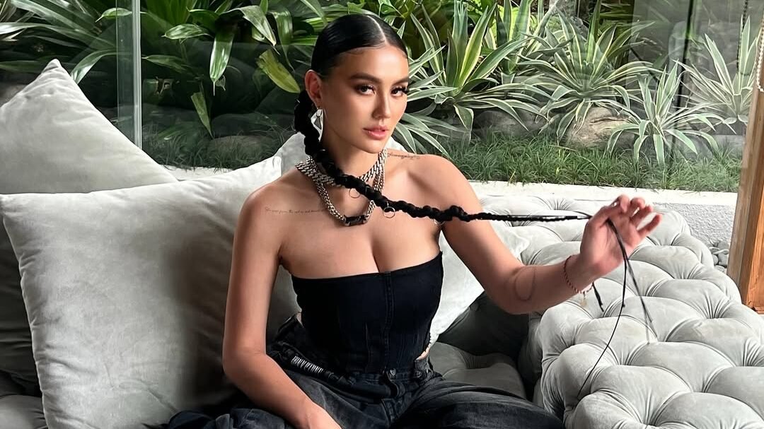Respons Agnez Mo Jadi Sorotan Usai DPR Kritik Putusan Hakim dalam Kasus Hak Cipta Ari Bias