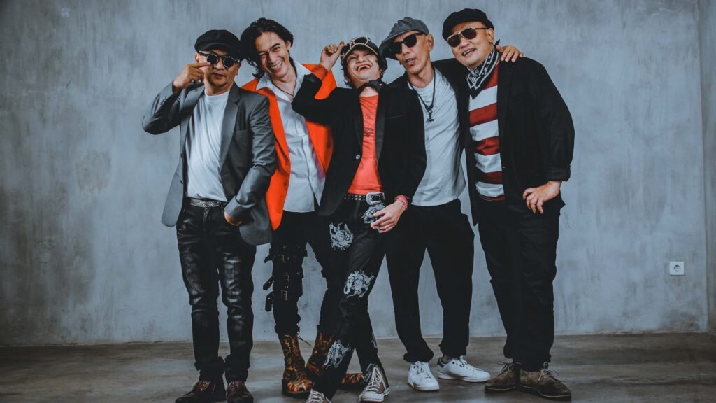 Bandsat crazy in love