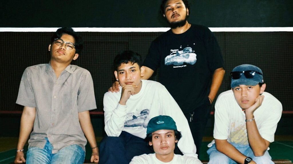 eleanor’s gun, a wish to make you feel blue