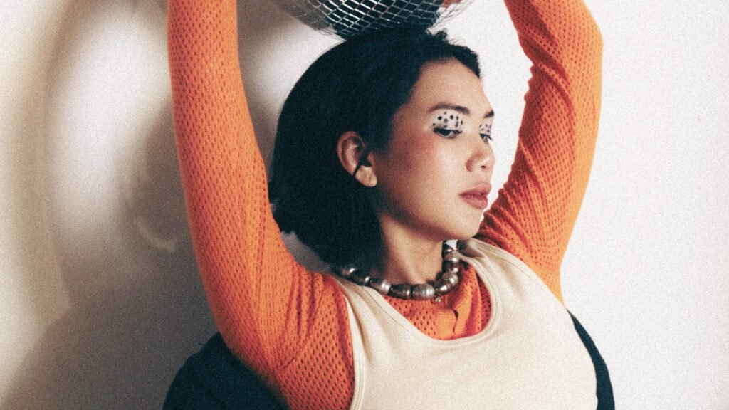 Guernica Club givemeall