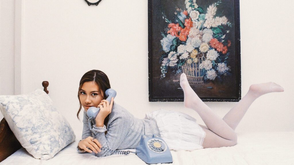 Marsha Lavinia, Berselimut di Batin