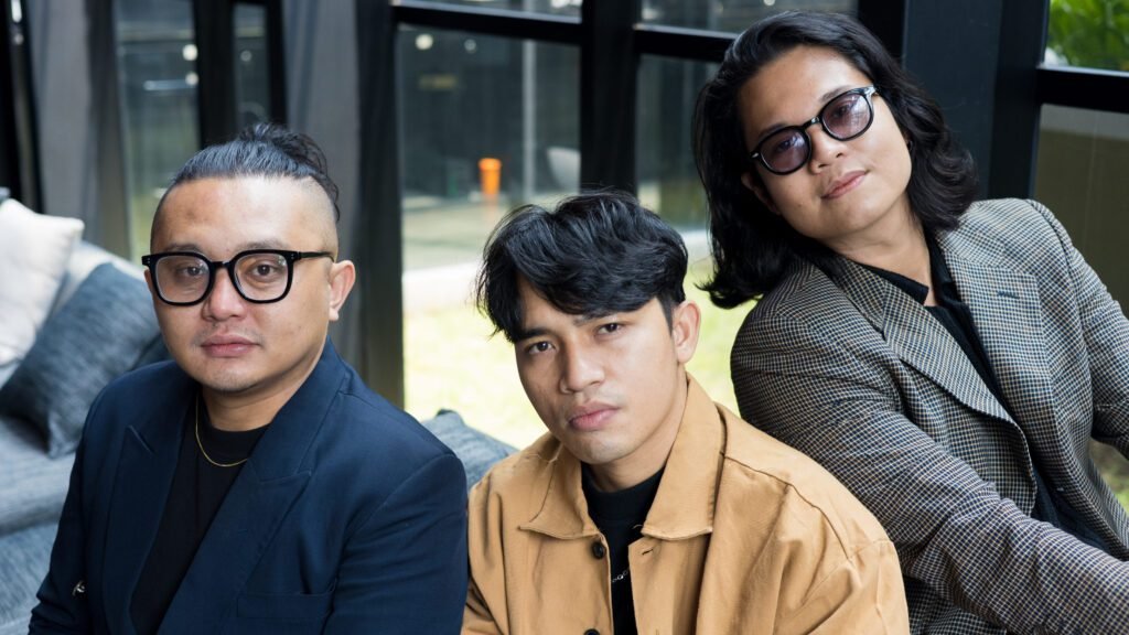 sopan tapi segan sts