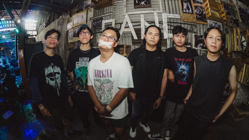 SCREAM IN BUBBLE – “Terbakar Api”