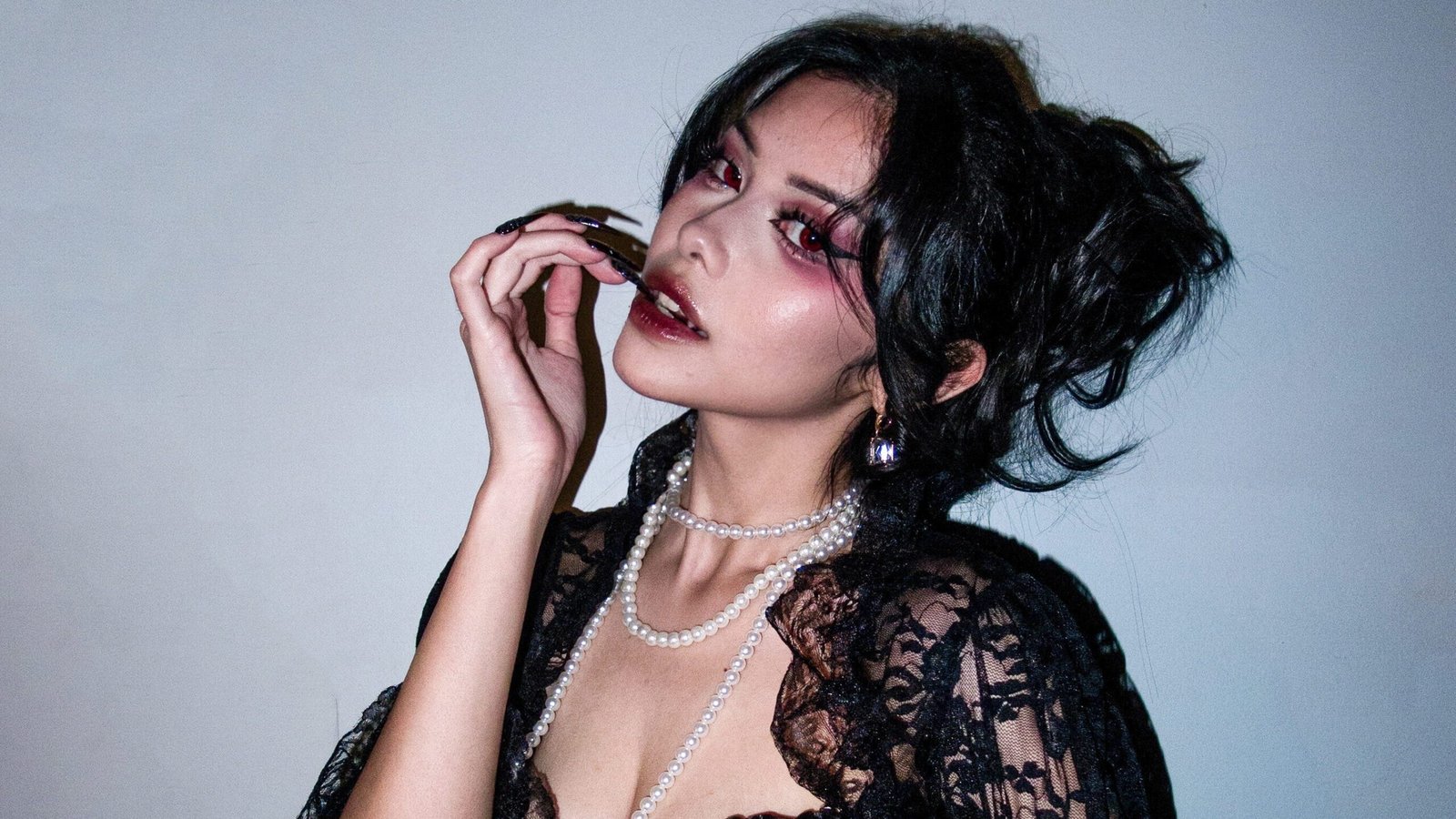 mindy sabrina she devil